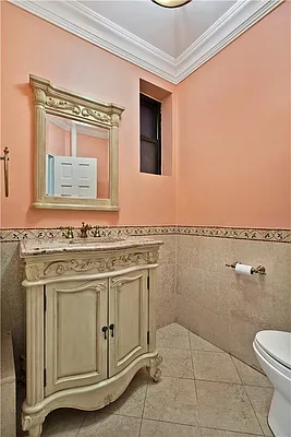 Rented by Richard Kahn, LREB | media 18