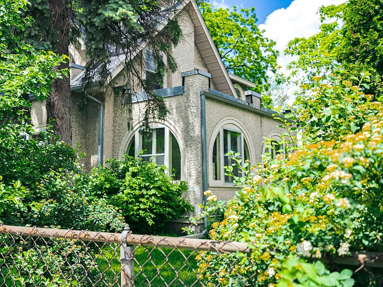 3450 Harriet Ave — Photo 1