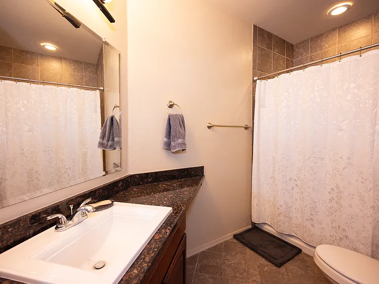 2550 E River Rd #15303 — Photo 7