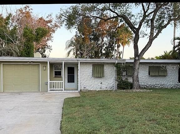 2nd image of 1624 Sea Breeze Dr