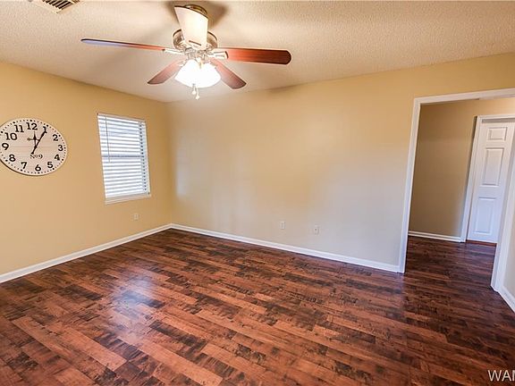5th image of 1707 23rd Ave E