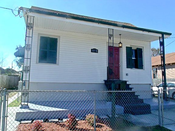 3rd image of 8718 Jeannette St