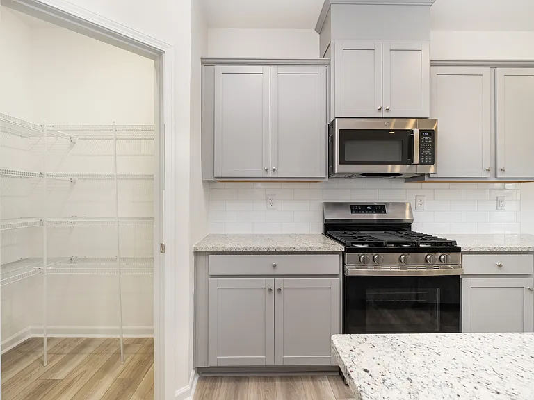 3121 Lilac Grove Dr — Photo 23