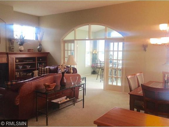 3rd image of 3827 Linden Dr E