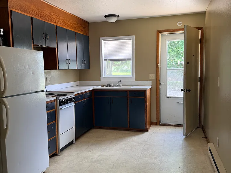 808 K St #4 — Photo 8