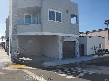 2nd image of 16741 Pacific Coast Hwy #201