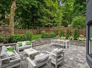 6 Claflin Rd #2, Brookline, MA 02445