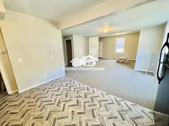5th image of 1109 17th Ave N