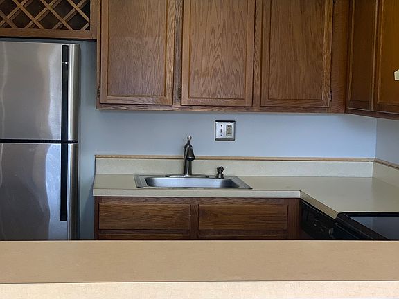 5th image of 509 Spring Meadow Rd Unit 509