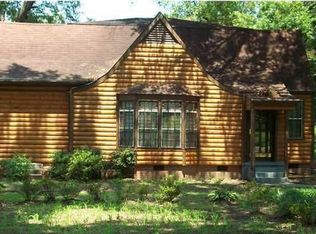 207 E Semmes St, Canton, MS 39046