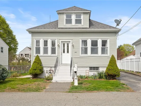 140 Blanding Ave, East Providence, RI 02914