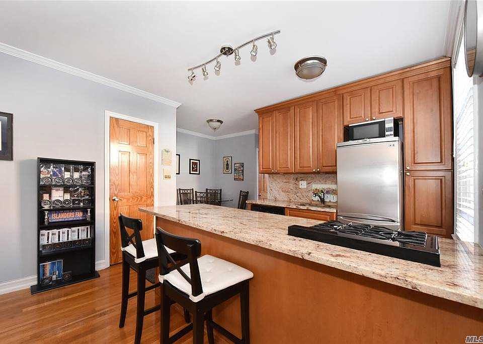 1st image of 70 S Park Ave APT 215