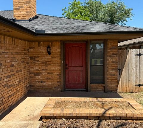 2nd image of 7137 NW 116th St #7137