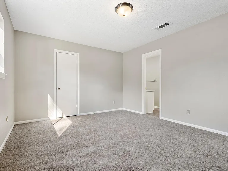 4106 Cypress Hill Dr — Photo 32