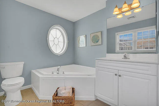 63 Fort Ave — Photo 30
