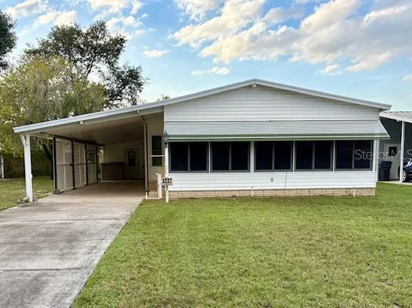 6001 Grand Oaks Dr SE, Winter Haven, FL 33884