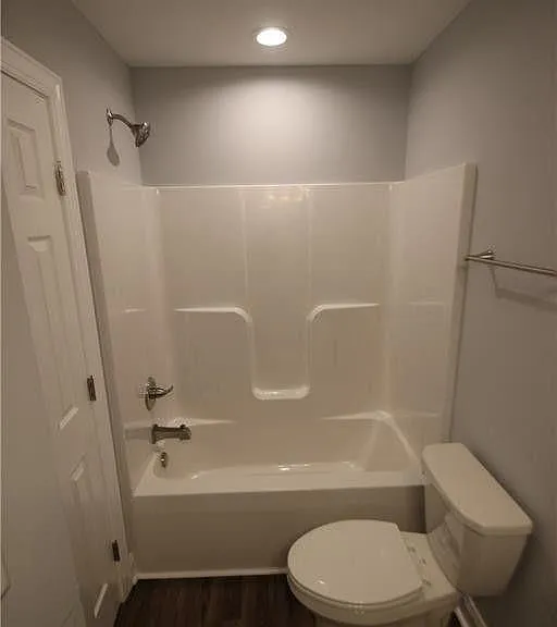 619 Flynwood Pl SW — Photo 5