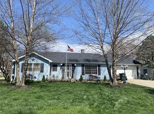 2825 East Rd, Danville, IL 61832