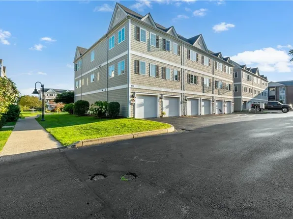 677 Metacom Ave Unit 64, Bristol, RI 02809