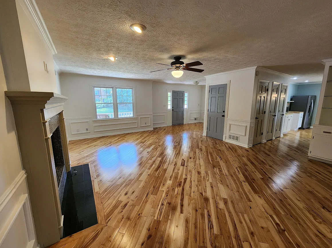 4 bed, 3.5 bath, 3192 sqft, $3,500 — Photo 4