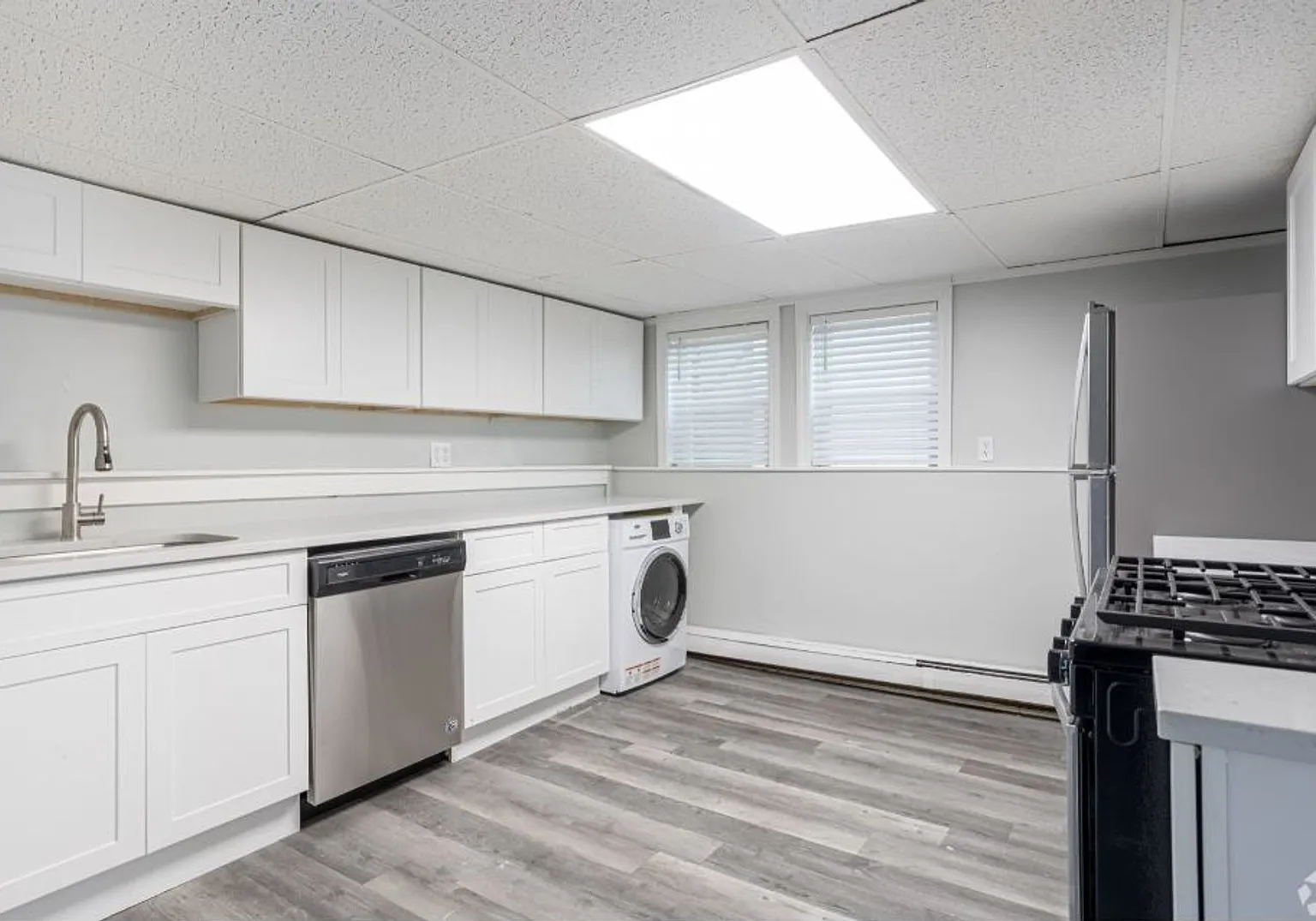 126 Leyden St — Photo 1