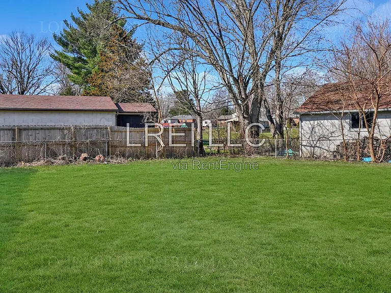 9410 Michael Edward Dr — Photo 15