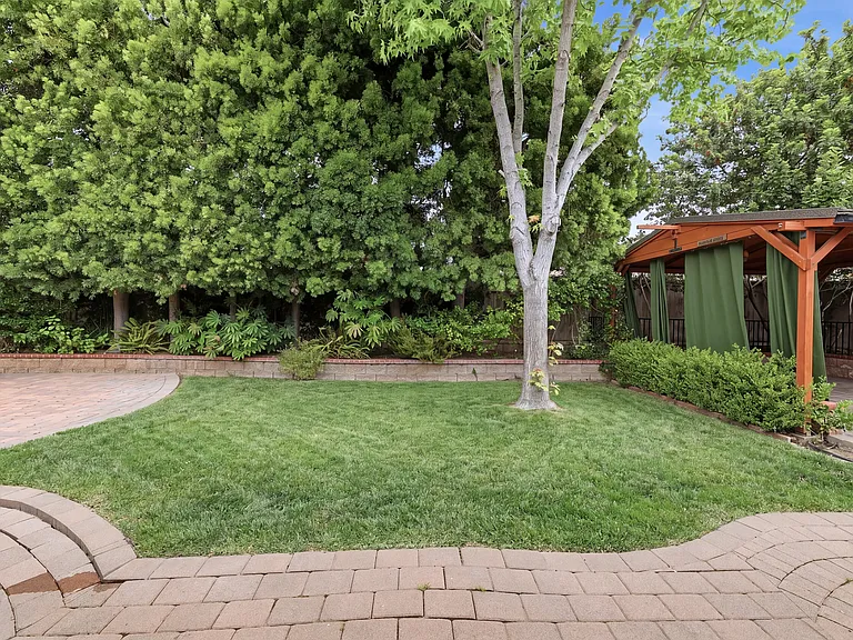 1970 Pelican Pl — Photo 44