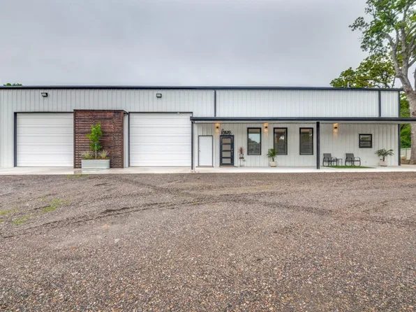 2011 NE County Road 70 Rd, Corsicana, TX 75110