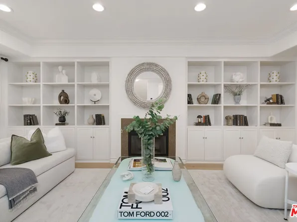 11723 Mayfield Ave Unit 4, Los Angeles, CA 90049