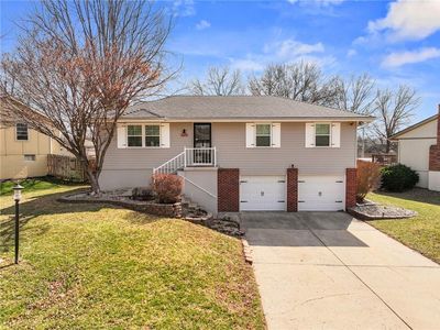 1923 SW 5th St, Lees Summit, MO, 64081