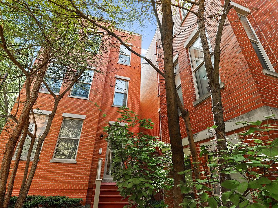 1st image of 1947 W Evergreen Ave APT G