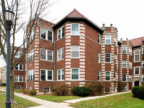 3rd image of 327 Kedzie Ave #3
