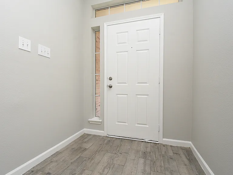 21603 Falvel Lake Dr — Photo 3