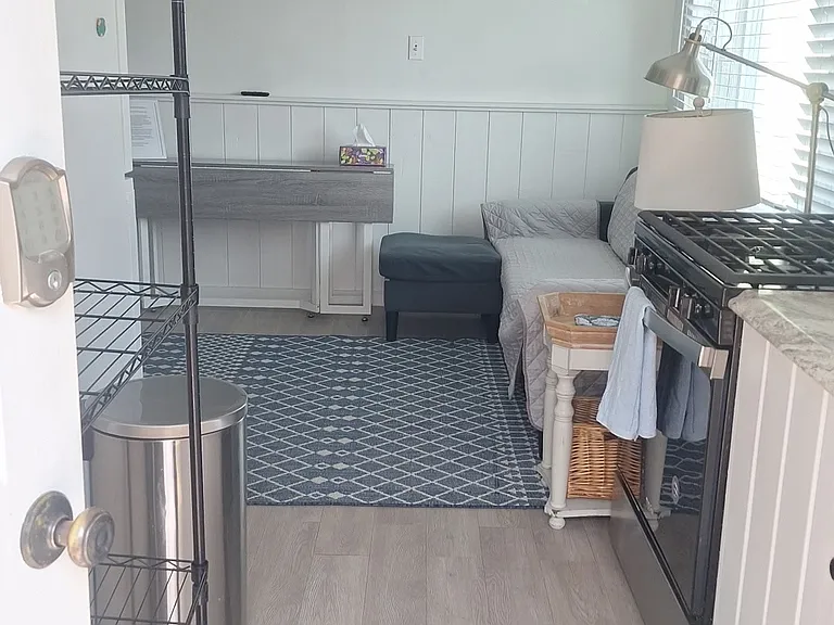 15 Desano Dr #LEFT — Photo 3