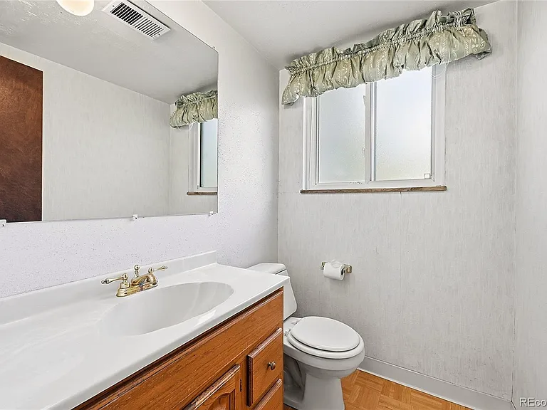 9547 W Kentucky Dr — Photo 25