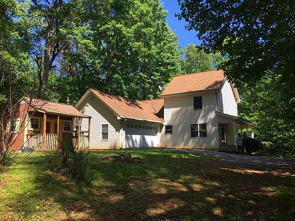 3rd image of 94 Caroline Ct