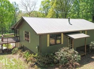 609 Roberts Creek Ln, Clarkesville, GA 30523