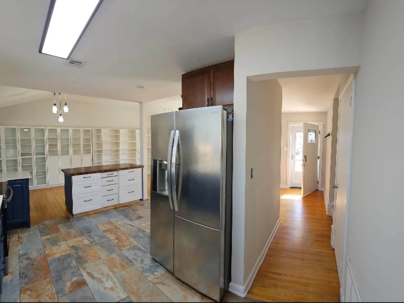 1304 Sheppard Ave — Photo 4