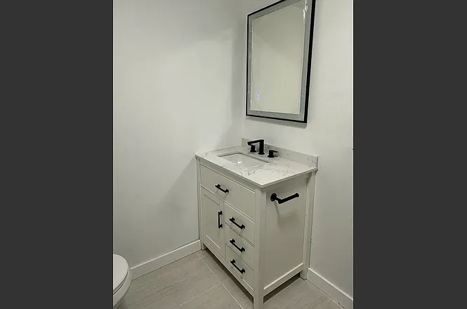 353 Hillcrest Ave — Photo 1