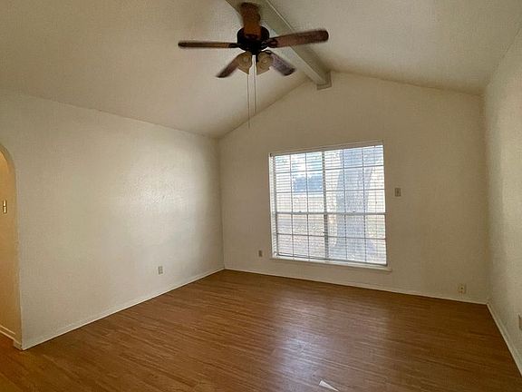 4th image of 516 Wigwam Ln Unit B