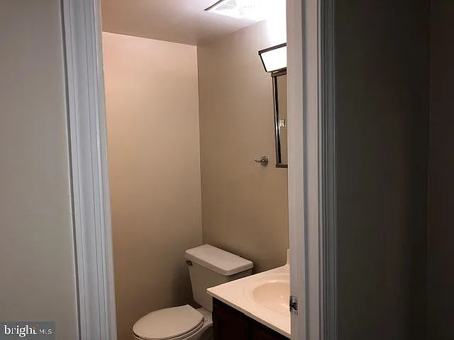 5803 Portland Dr — Photo 23