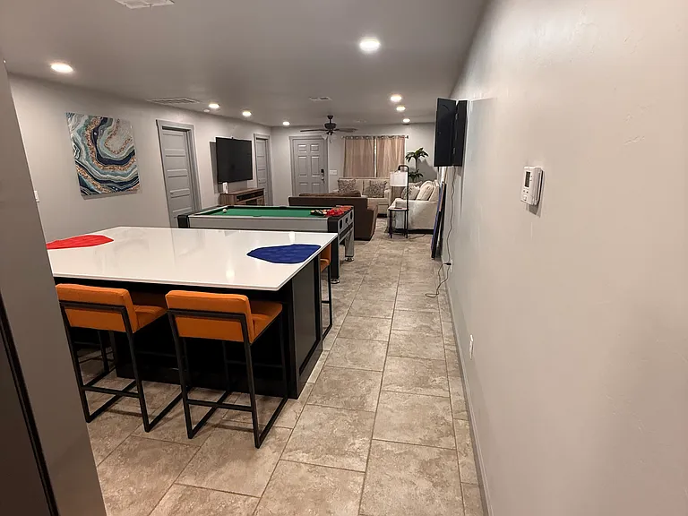 225 E Main St — Photo 11