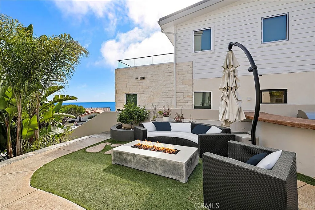 4 bed, 3.5 bath, 3435 sqft, $11,500 — Photo 3