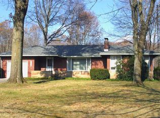 309 Manning Rd, Mogadore, OH 44260