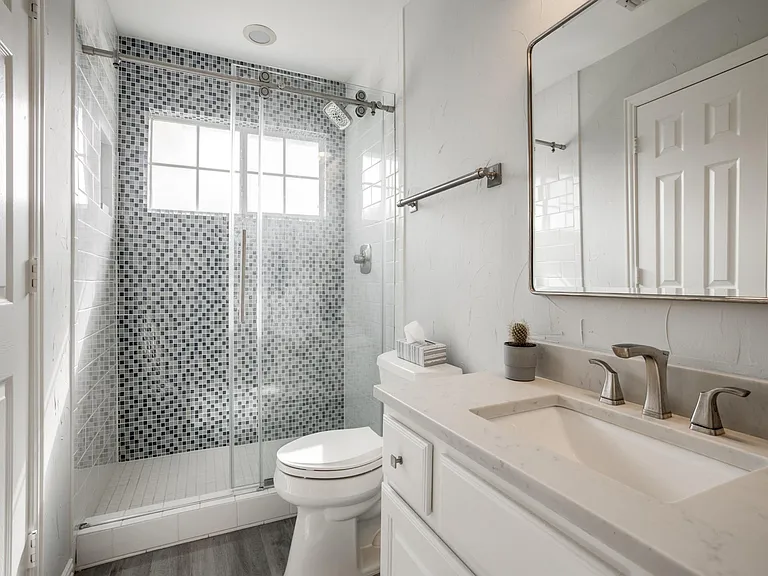 5860 Red Hill Ln — Photo 10