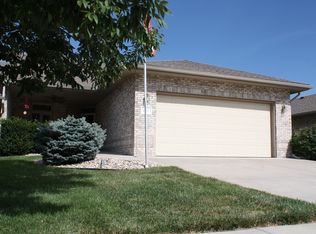1012 N 86th Street Ct, Lincoln, NE 68505