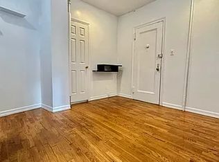 318 E 78th St APT 1A, New York, NY 10075