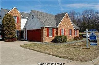 1st image of 104 Southampton Ct