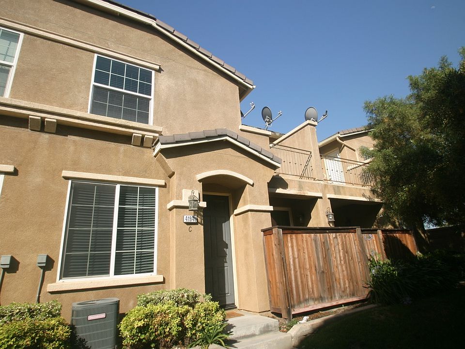 1st image of 41940 Davenport Way Unit C