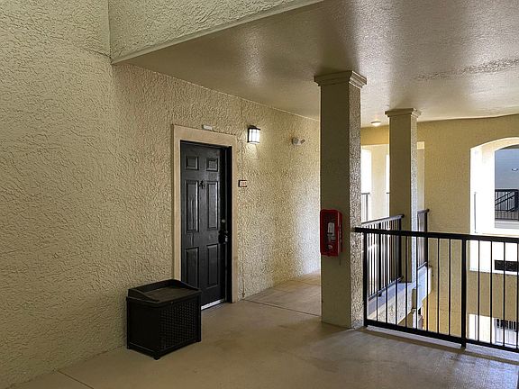 3rd image of 103 Vista Verdi 317 Cir